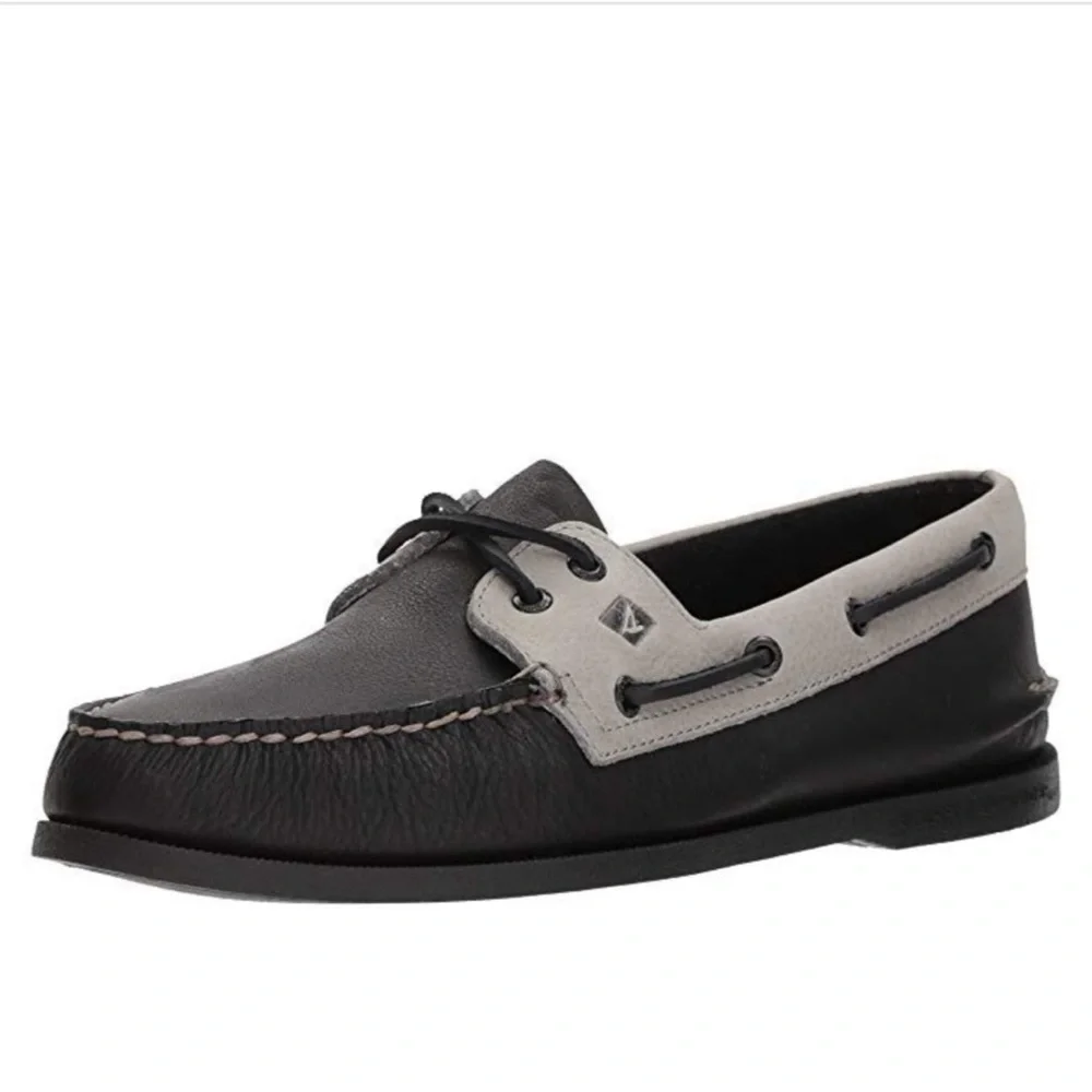 Sperry Top-Sider Authentic Original 2-Eye Daytona Boat Shoe